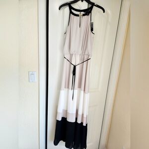 Elegant White House Black Market Maxi Dress Sz 8 NWT